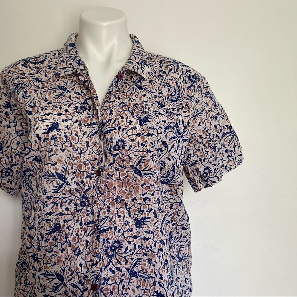 Vintage Button Down Tee dancing bird print